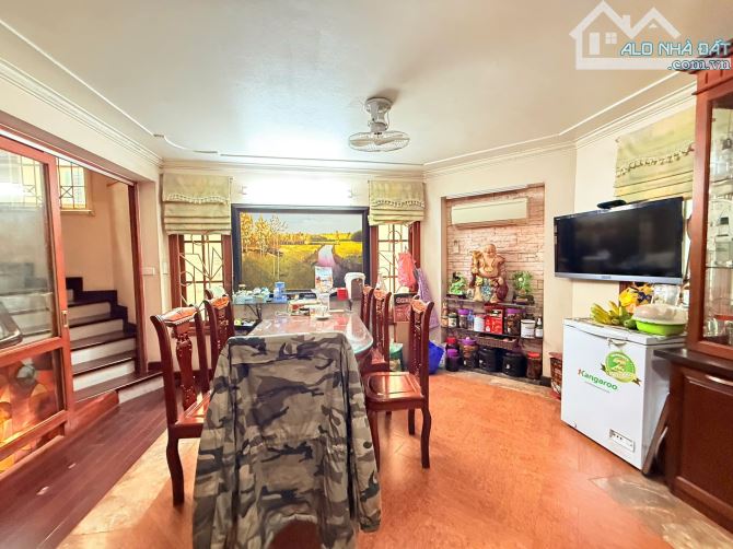 Hồ Tùng mậu - Đẹp Hơn Mặt Phố, 5 Tầng, Ở & Kinh Doanh, 46m2, Vỉa Hè, Cây Xanh, 16.5 tỷ - 1