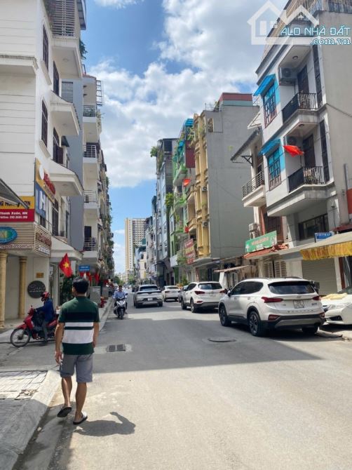 Hiếm! Bán nhà MP Nguyễn Xiển,Thanh Xuân, 63m x 6T x 5m, Lô góc, Vỉa hè, Kinh doanh. - 1