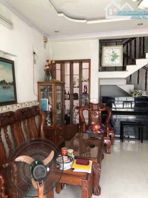 Nhà hẻm xe hơi Trương Thị Hoa - Gần Siêu Thị Mega. DT: 5.3x20m. Nhà mới 3 lầu Giá: 4.99 tỷ - 1