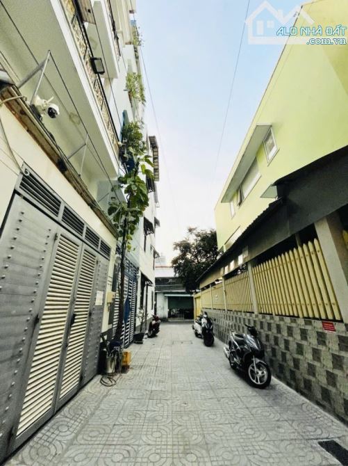 HẺM XE HƠI - 5 TẦNG THANG MÁY - 80M2- 4X20M - GẦN MẶT TIỀN QUANG TRUNG - 1