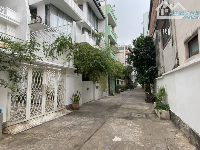 BÁN NHÀ BIỆT THỰ VƯỜN NGUYỄN VĂN THỦ,P ĐA KAO,Q1. 12,5M X 14,5M. 3 TẦNG.GIÁ 55,9 TỶ - 1