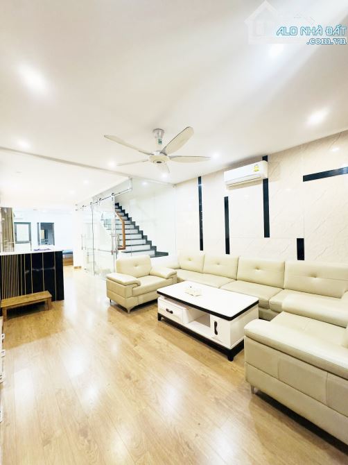 Nhà đẹp gốc dân khu TĐC Đằng Hải - Tuyến 3 Lê Hồng Phong. DT 81m2 x 4T. Hướng ĐN - 1