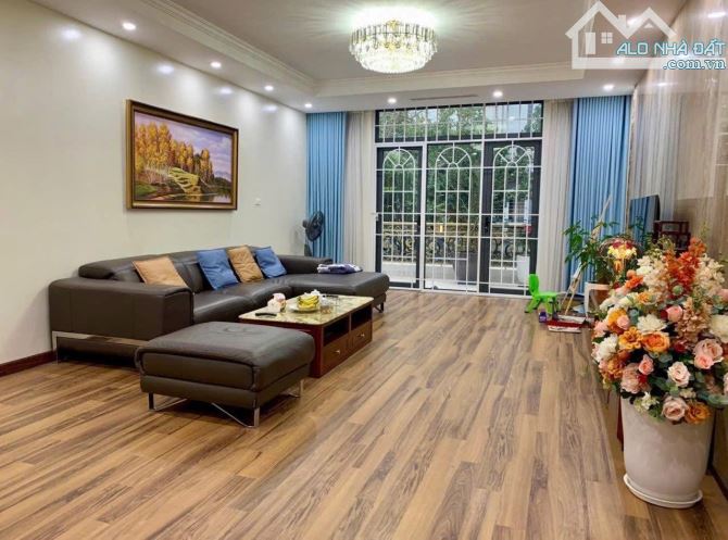 CĂN HUỲNH THÚC KHÁNG VỊ TRÍ ĐẸP NHẤT PHỐ 58M2 - 6 TẦNG - 5M MẶT TIỀN - 32 TỶ - PHÂN LÔ - 1