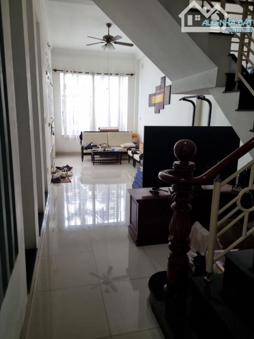 Bán Biệt Thự Hẻm Xe Hơi 6x23m, 3 Tầng Mới, Vị Trí Đắc Địa Gần Đại Lộ Võ Văn Kiệt, Quận 8 - 1
