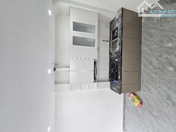 Bán Nhà Thạch Bàn .Long Biên.  36.m .6 tầng .Nhỉnh 7 tỷ .Ô tô đỗ cửa - 1