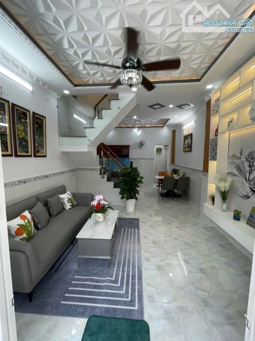 BÁN NHÀ 3 TẦNG NHÀ MỚI HẺM XE HƠI TẶNG NỘI THẤT VÀO - 1