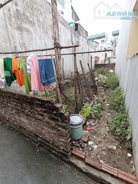 HOT 💥💥 ĐẤT ĐẸP NGÔ GIA TỰ - LONG BIÊN - ĐẦU TƯ - ĐẮC ĐỊA 52m2 x MT 3.5m 🌹 NHỈNH 4 TỈ - 1