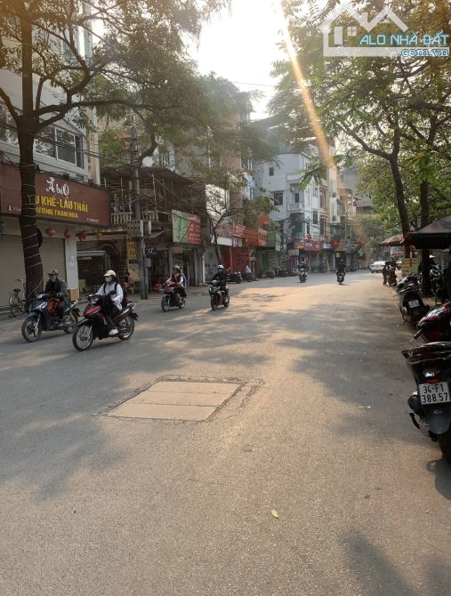 bán đất mặt phố Doãn Kế Thiện, lô góc, kinh doanh đỉnh, vỉa hè, 3 thoáng - 1