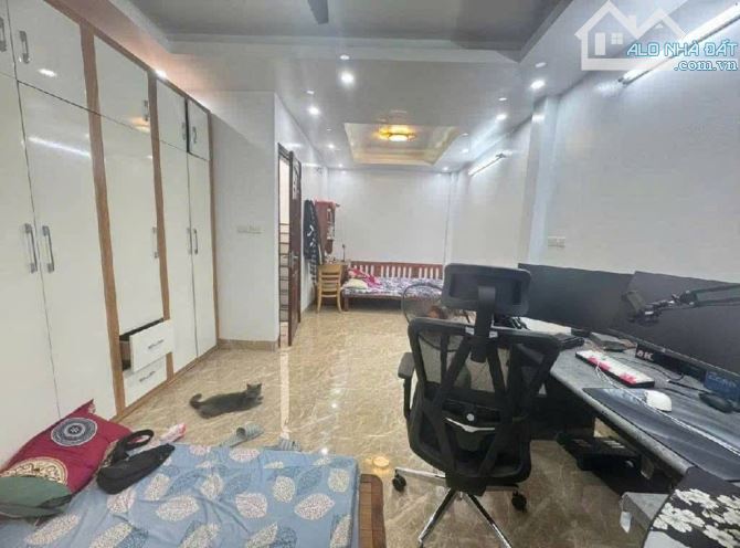 Bán căn thổ cư ô tô đỗ cổng, dân xây chắc chắn,1 nhà ra phố, cạnh bãi để ô tô - 1