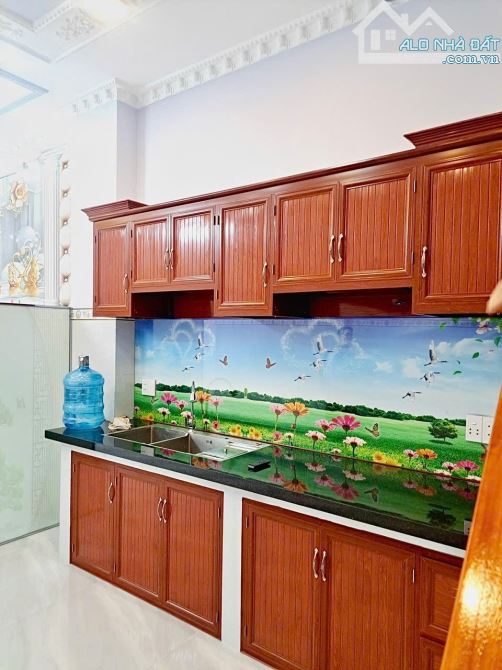 ✨ 4 TẦNG 45M2 (Ngang 4M x Dài 11.5M) SÁT CHỢ GÒ XOÀI, HẺM 6M THÔNG XE HƠI NGỦ NHÀ - 5,7 TỶ - 15
