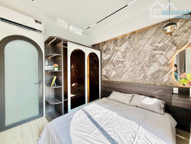 Bán nhà đẹp Nguyễn Thiện Thuật Q.3, 4 tầng, sổ vuông A4, nhích 5 tỷ - 2
