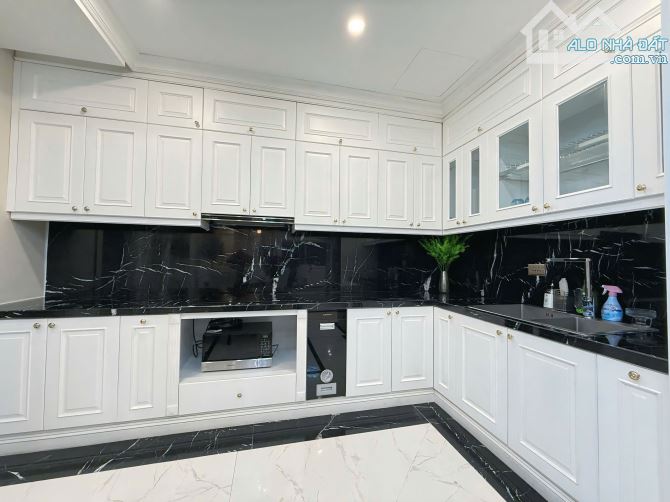 Bán căn hộ Học viện quốc phòng Xuân La 136m2 3pn+1 2 vs 9,7 tỷ Căn góc, view hồ tây - 2