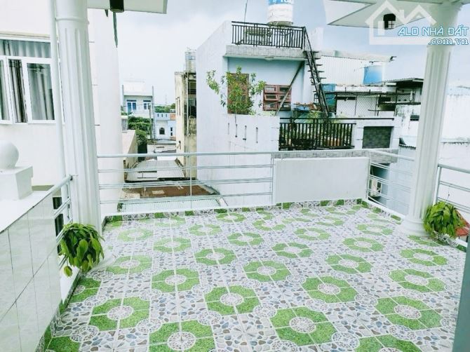 Bán nhà 3 tầng, sân thượng, 4x8,tng đẹp hẻm ôtô, Phạm Văn Chiêu, Gò Vấp, SHR, chỉ hơn 4 tỷ - 2