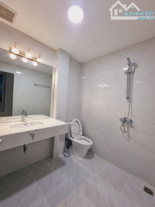 Hiếm! Bán nhà MP Nguyễn Xiển,Thanh Xuân, 63m x 6T x 5m, Lô góc, Vỉa hè, Kinh doanh. - 2