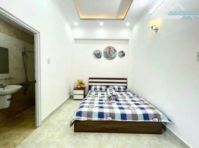 Hót💥💥 Chỉ 6 Tỷ | Trung Tâm Hoàng Mai-5 Tầng Full Nội Thất -Ngõ Thông-20m Ra Oto Tránh - 2