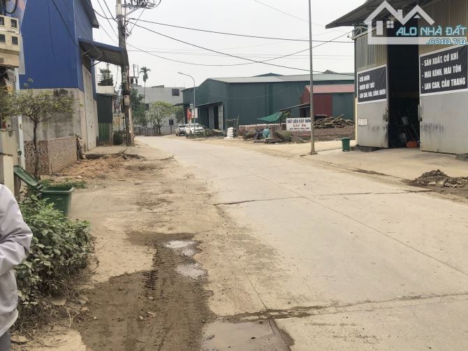 BÁN ĐẤT HÒA THẠCH - VIEW HỒ - Ô TÔ 7 CHỖ CHẠY - KHU VỰC HIẾM ĐẤT BÁN 219M 5.5MT 4.35 TỶ - 2