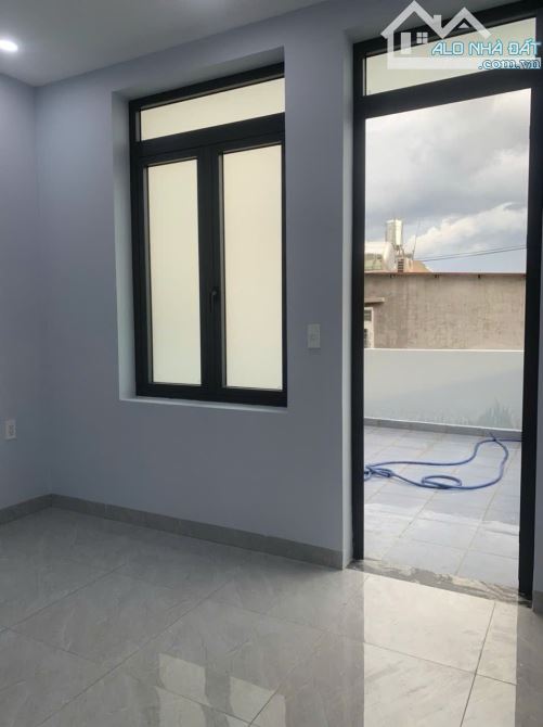 Nhà mới vuông vức 103m2 4x25 hxh Thạnh Xuân 52 - 2