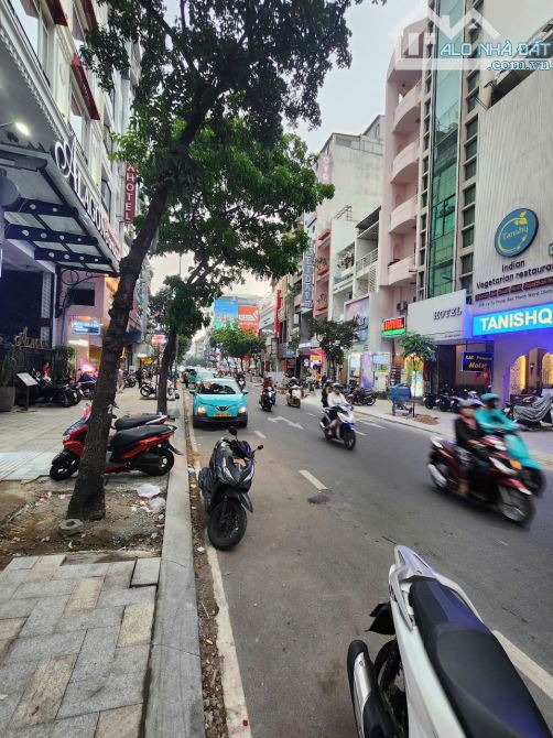 Bán nhà MT đường Lý Tự Trọng, P.Bến Thành, Quận 1 - 2