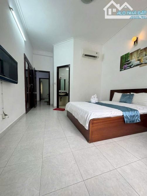 CẦN BÁN GẤP BIỆT THỰ PHƯỜNG 2 VŨNG TÀU GIÁ CHỈ 21 TỶ 500 (SỔ HỒNG) HỒ BƠI + CÁCH BIỂN 800M - 2