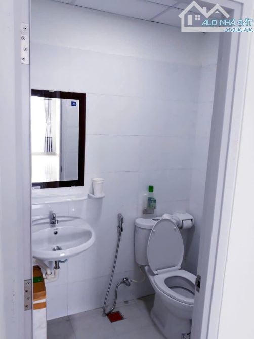 Chung Cư Nguyễn Phúc Nguyên,P10,Quận 3: Rộng 81m2, 2p ngủ,13tr - 2