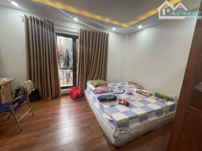 BÁN NHÀ ĐỊNH CÔNG, HOÀNG MAI, LÔ GÓC, BA GÁC ĐỖ CỬA, GẦN Ô TÔ, 66M2, 10.8TỶ(CTL) - 2