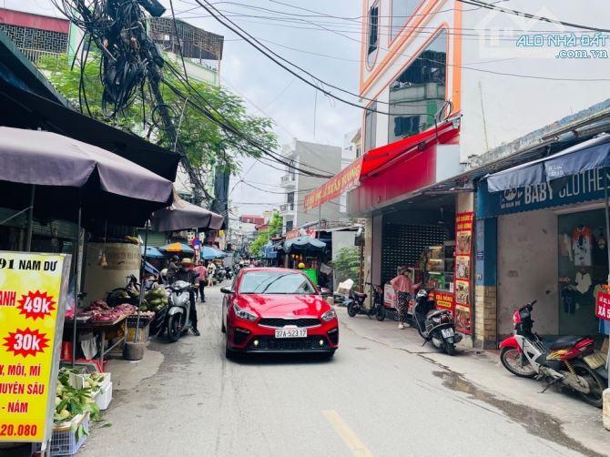 Thanh trì nhà 40m2, sổ đỏ chính chủ, 4 tầng mới xây, 2km tới bx nước ngầm - 2