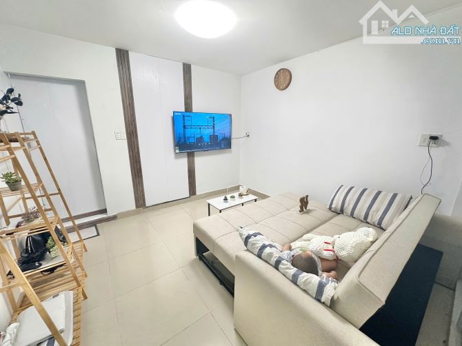 Nguyên căn full nội thất  2 mặt hẻm xe tải tiện kinh doanh đa ngành - 2