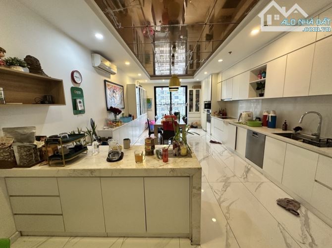 PENTHOUSE TÂN HOÀNG MINH VIEW HỒ HOÀNG CẦU- DIỆN TÍCH SIÊU RỘNG 403M-4X TỶ - 2
