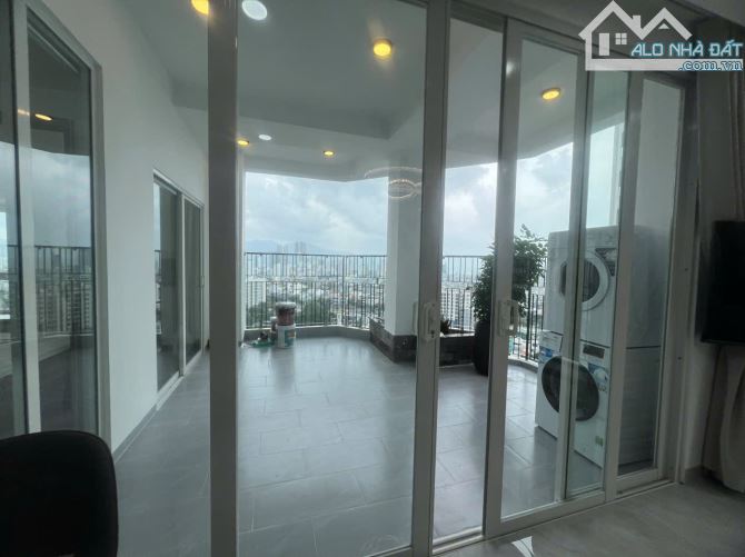 Cực hiếm, Chính chủ cần bán căn hộ penthouse Monarchy A 3PN, view sông Hàn Đà Nẵng - 2