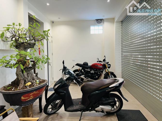 SIÊU HIẾM – Bán nhà phố Linh Quang - 45m2 -7 Tầng, MT 6m, Chỉ 23,6 Tỷ! - 2
