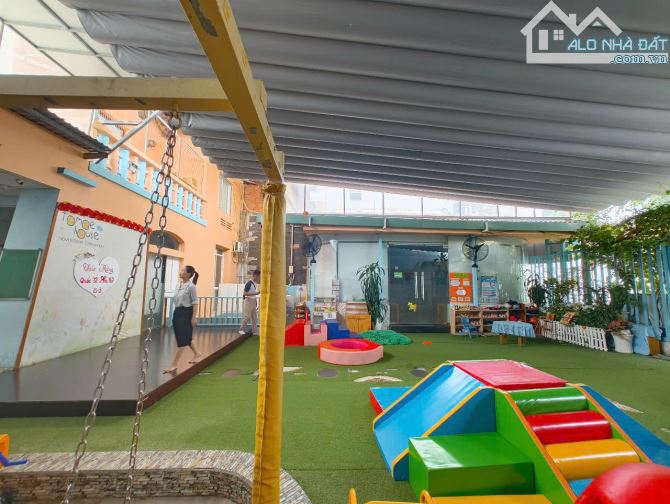 VIP-BIỆT THỰ GẦN VÒNG XOAY DÂN CHỦ- 15MX23M- 2 TẦNG, SÂN VƯỜN- P.9, QUẬN 3- GIÁ 9X TRIỆU - 3