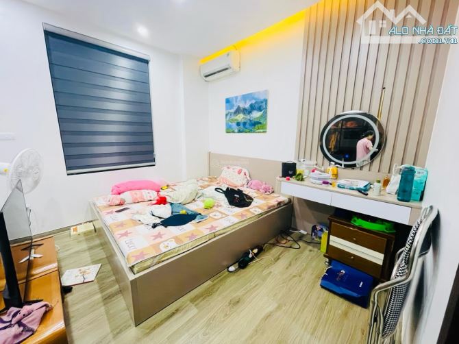 PHỐ MINH KHAI - HOÀNG MAI - FULL NỘI THẤT - 30M X 5 TẦNG - MT 4.3M - 3