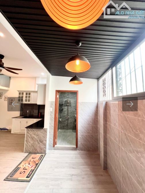 BÁN NHÀ TẶNG NỘI THẤT CAO CẤP GẦN TÊN LỬA 💥 - 3