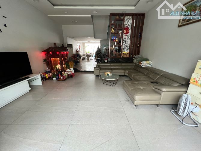 Nhà trệt, 2 lầu đường 25m Nguyễn Thị Sóc, 6x22m, giá 10.3 tỷ - 3