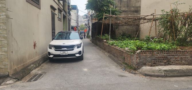 B.Á.N NHÀ LONG BIÊN - HX. KĐT VIỆT HƯNG - NGÕ THÔNG - Ô TÔ TRÁNH - GẦN CÔNG VIÊN - 3