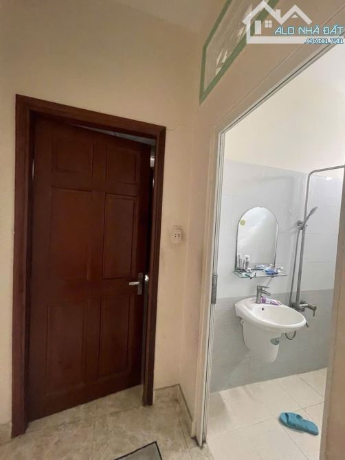 NHÀ 3 tầng NGAY ĐÔNG THẠNH 8 GẦN CHỢ GẤU 4X15 THÔNG SỐ ĐẸP GIÁ RẺ KHÔNG TƯỞNG - 3