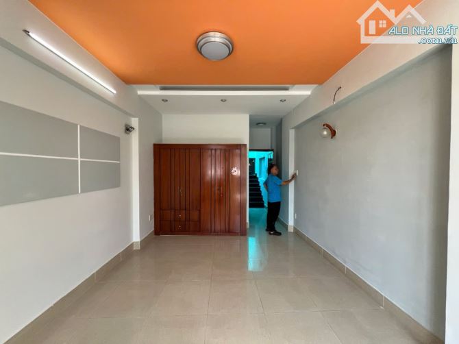 Nhà An Dương Vương Q6 - 4X17M - 5,6 Tỷ - Giáp Khu Tên Lửa. - 3