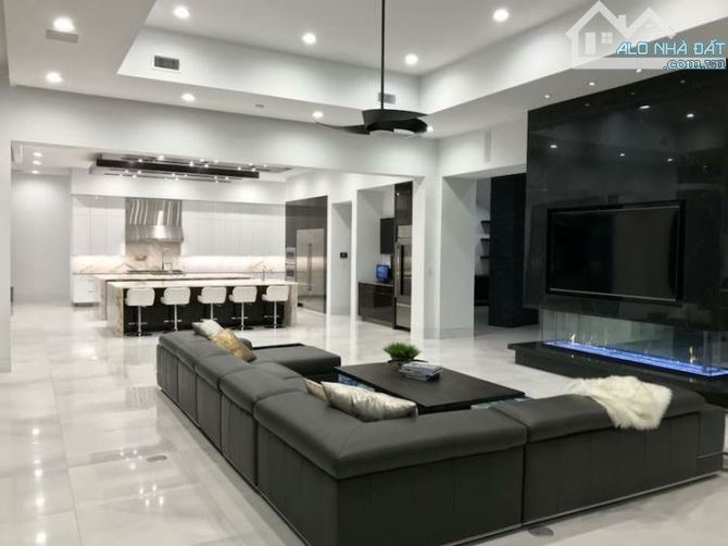 Bán biệt thự sân vườn mặt tiền đường số Thảo Điền, Quận 2. DT: 360m2(12x23m), giá tốt - 3