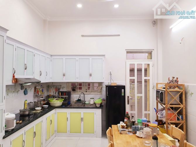 Bán Nhà Đẹp 4 Lầu ,4PN ,Đường Số Lâm Văn Bền,Quận 7 - 3