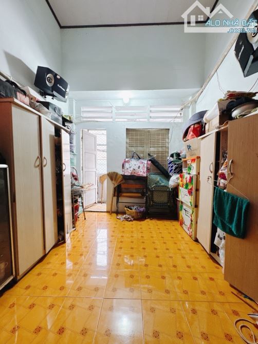 📣Bán nhà Mặt tiền đường số Q4 , chỉ 5.5 tỏi 💸 - 3
