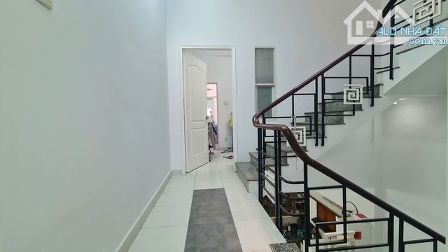 BÁN NHÀ MẶT TIỀN - ĐƯỜNG 41 - GẦN HOÀNG DIỆU - QUẬN 4 - 5 TẦNG  - DT 4 x 15 - CHỈ 30 TỶ - 1