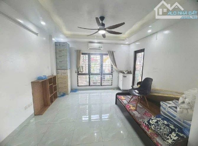 Bán căn thổ cư ô tô đỗ cổng, dân xây chắc chắn,1 nhà ra phố, cạnh bãi để ô tô - 3