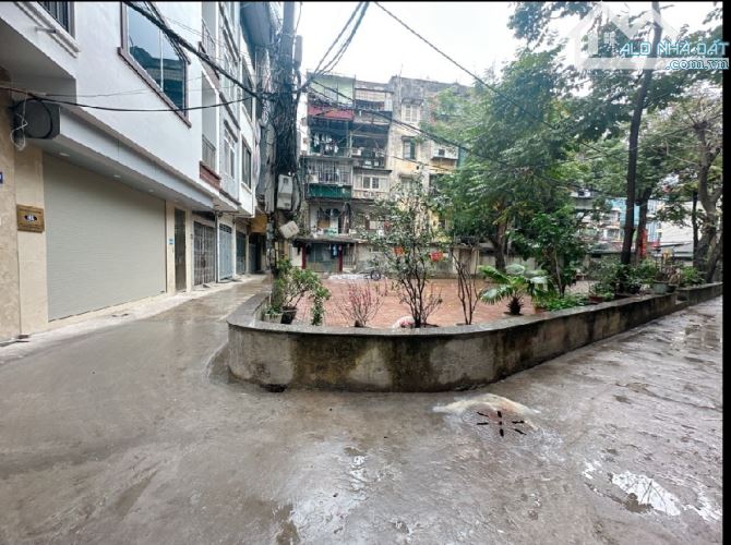 15.6 Tỷ/ 50 M2/6 Tầng/ 3.3 Mt/ Nguyễn Trãi. Thanh xuân - 4
