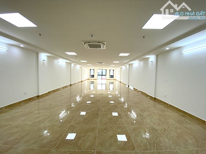 Cho Thuê Tòa Văn Phòng 9 Tầng Xây Mới MP Trung Liệt, Vị Trí Lô Góc,DT 267m2. Giá 290 Tr.th - 4