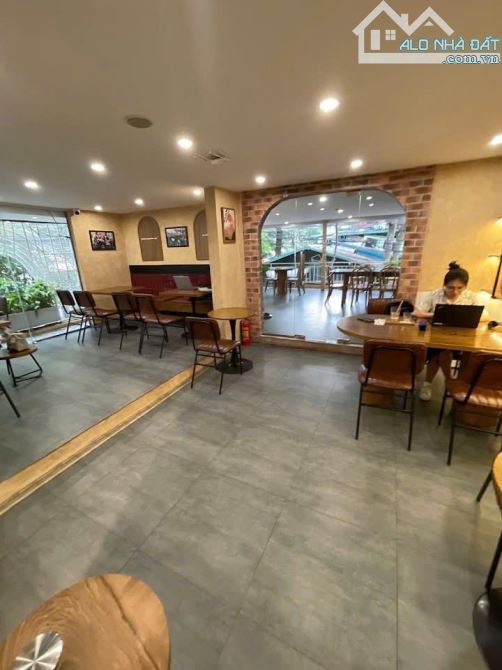 SANG NHƯỢNG QUÁN CAFE – ĐẶNG VĂN NGỮ, ĐỐNG ĐA | 200M² | MT 10M - 4