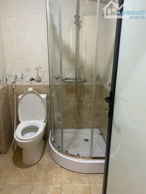 cho thuê nhà nguyên căn 50m² x 7 tầng, mặt tiền 4m, mặt phố Trần Tử Bình, trung tâm quận - 4
