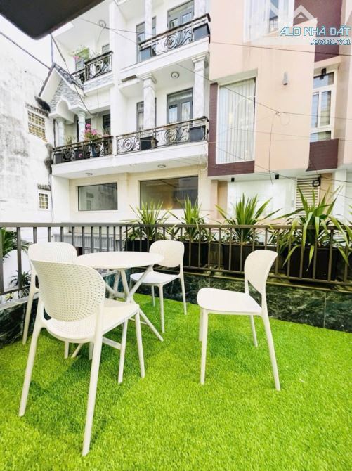 HẺM XE HƠI - 5 TẦNG THANG MÁY - 80M2- 4X20M - GẦN MẶT TIỀN QUANG TRUNG - 4