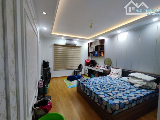 Mỹ Đình. 38m. 6 tầng. Nhà đẹp. Thoáng.Full nội thất. Nhỉnh 8tỷ - 4