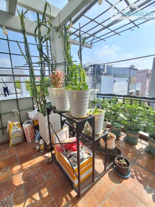 Đẳng Cấp Sống Thượng Lưu Với Biệt Thự VIP Góc 2 Mặt Tiền Tại Quận 7 - 4