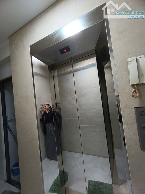 Quân 6, sau MT Hậu Giang, Nhà mới đẹp 5 tầng.6PN, 68m2,giá rẻ - 4
